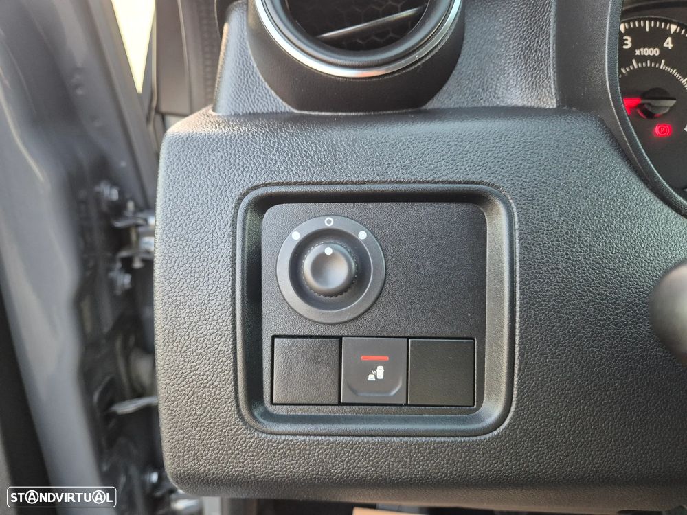 Dacia Duster 1.0 TCe SL Extreme - 27