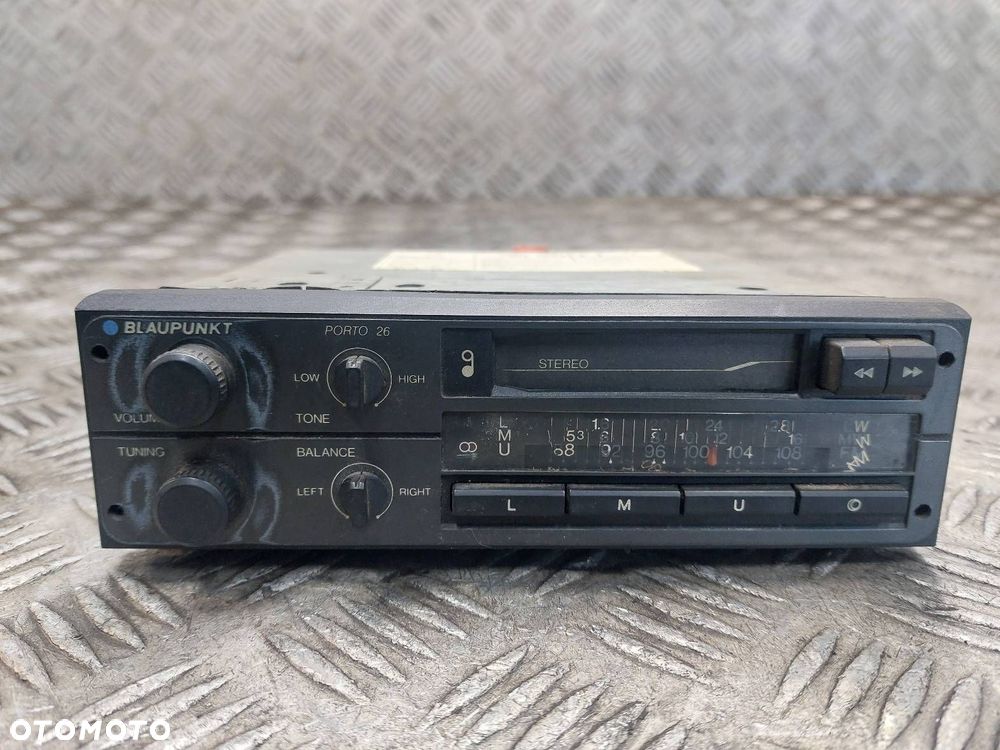 RADIO ODTWARZACZ SAMOCHODOWY BLAUPUNKT PORTO 26 KASETY - 1