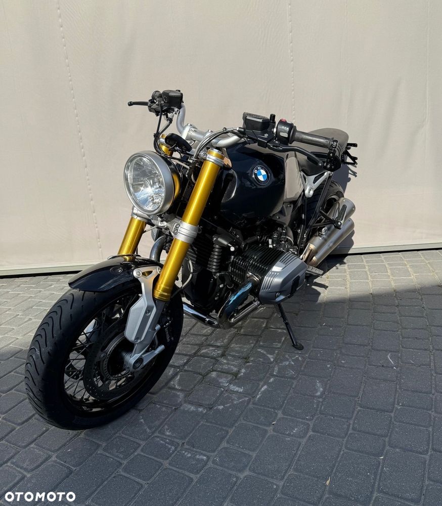 BMW R - 6