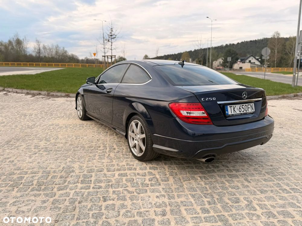 Mercedes-Benz Klasa C 250 (BlueEFFICIENCY) 7G-TRONIC - 7