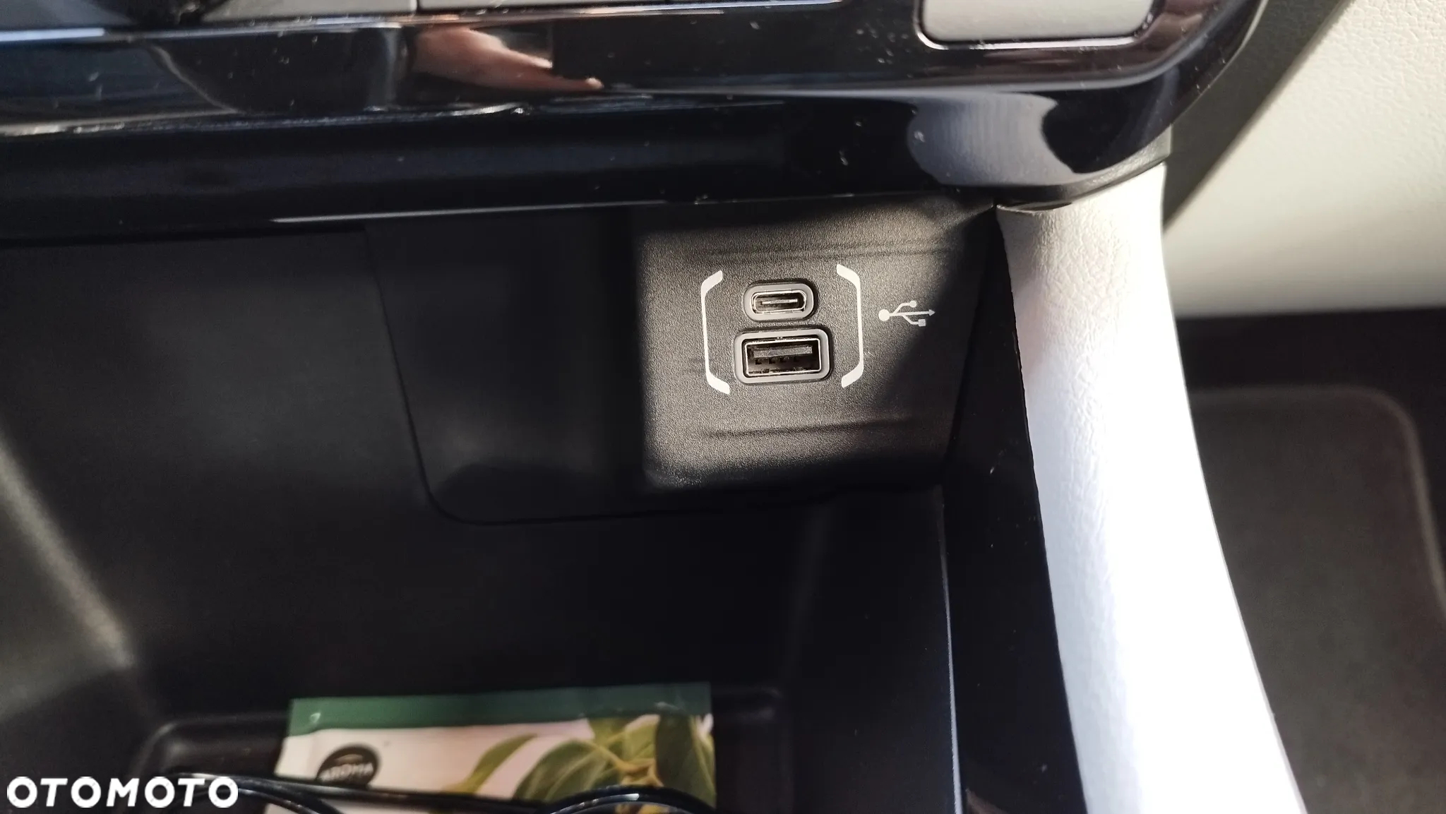 Jeep Compass - 14