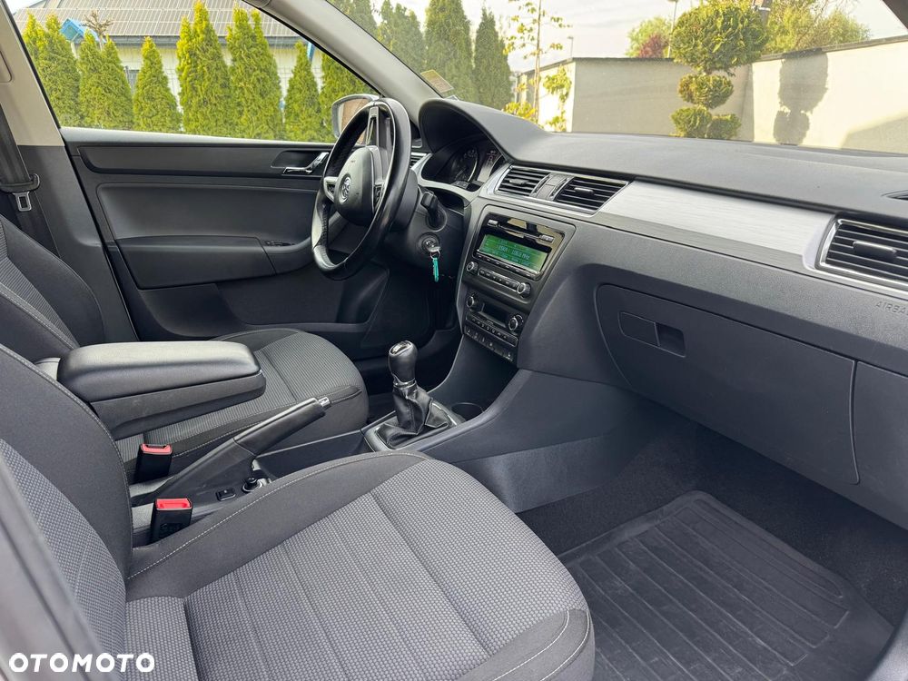 Skoda RAPID - 10