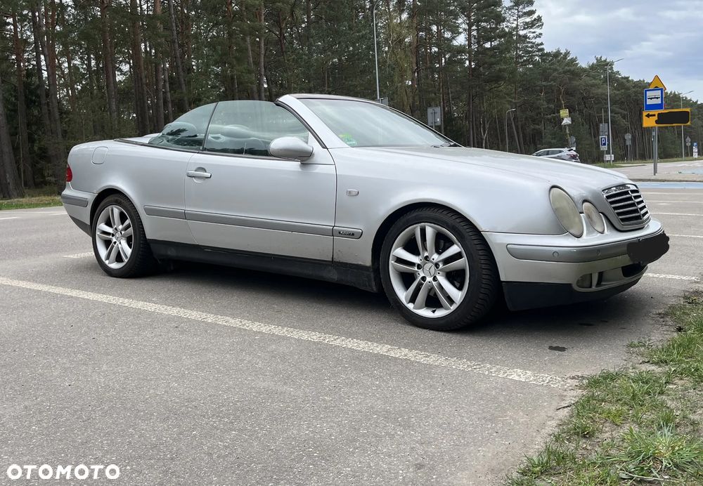 Mercedes-Benz CLK - 2