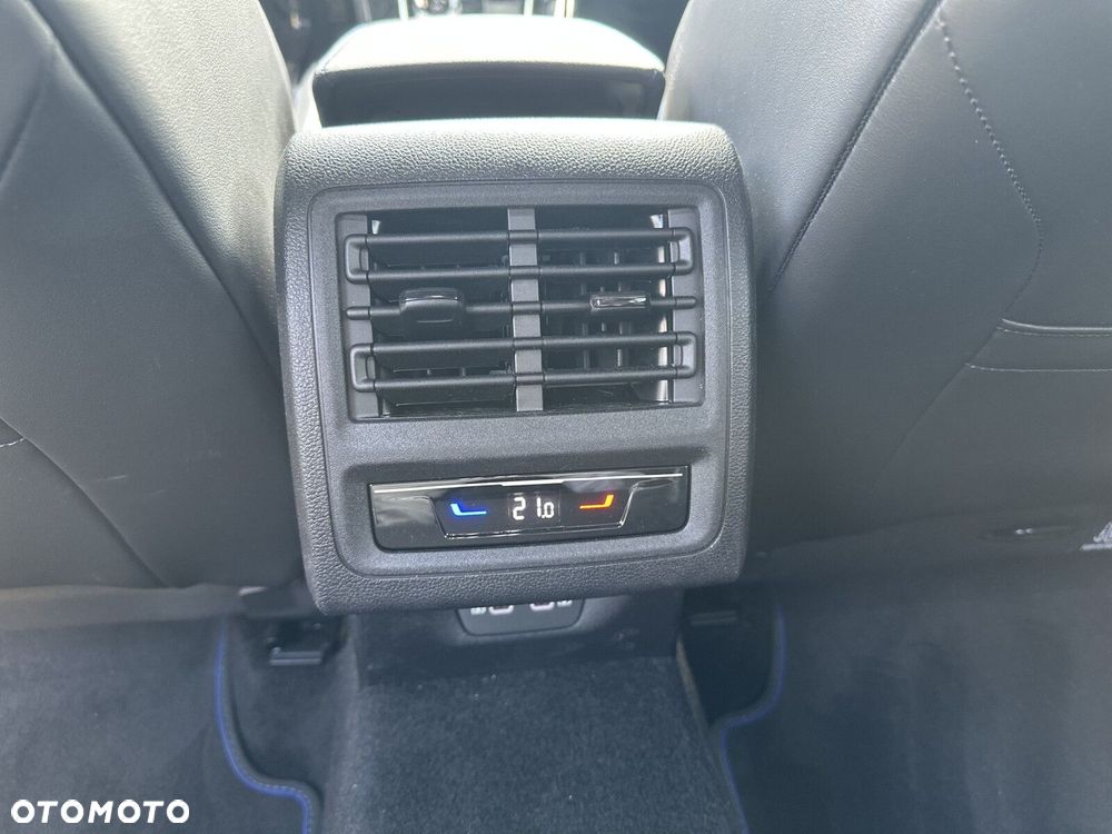 Volkswagen Golf Variant - 21