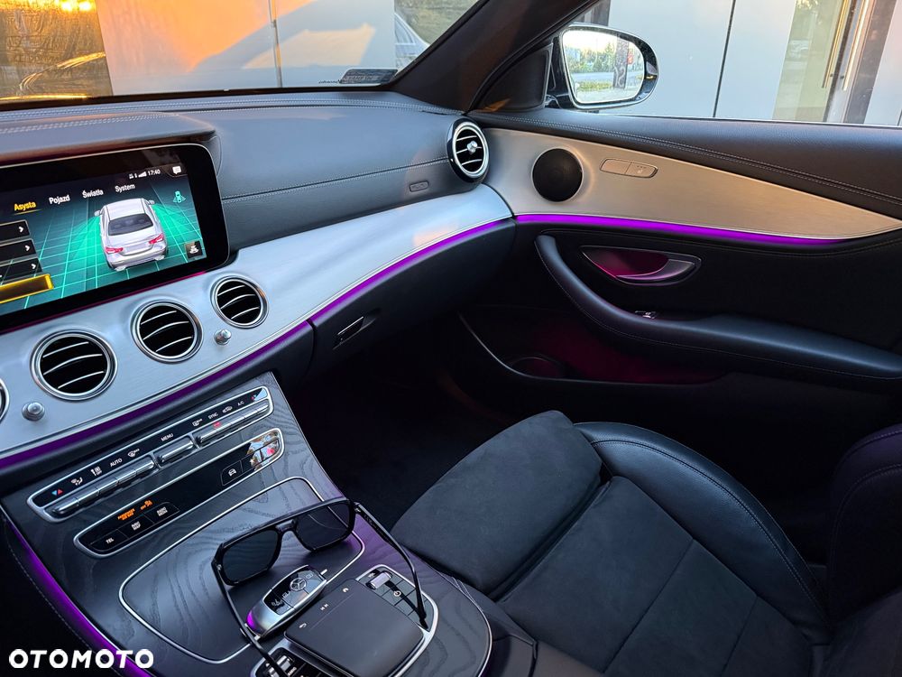Mercedes-Benz Klasa E 220 d 4-Matic AMG - 29
