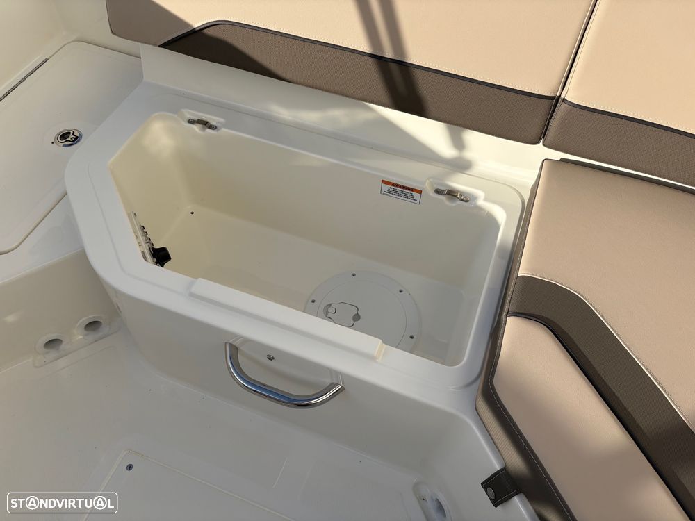 Bayliner V20 OB - 32