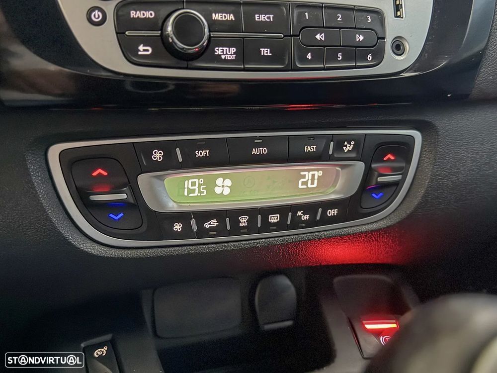 Renault Grand Scénic 1.6 dCi Bose Edition SS - 16