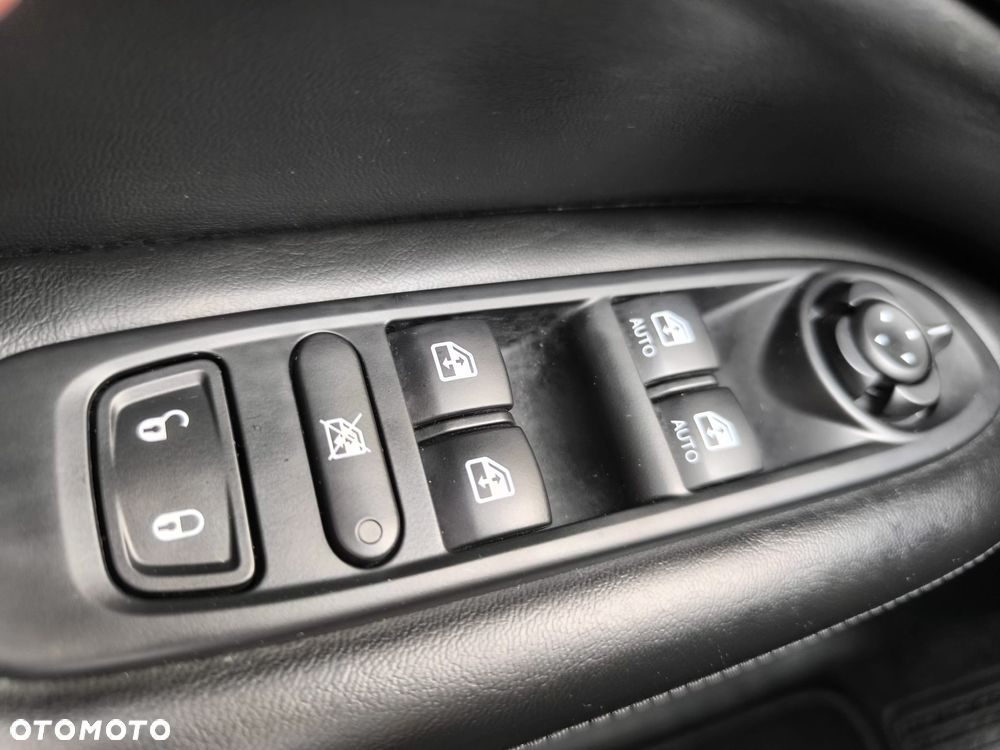 Jeep Compass 1.4 TMair Night Eagle FWD S&S - 33