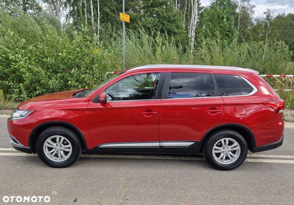 Mitsubishi Outlander 2.0 2WD SUV-Star - 4