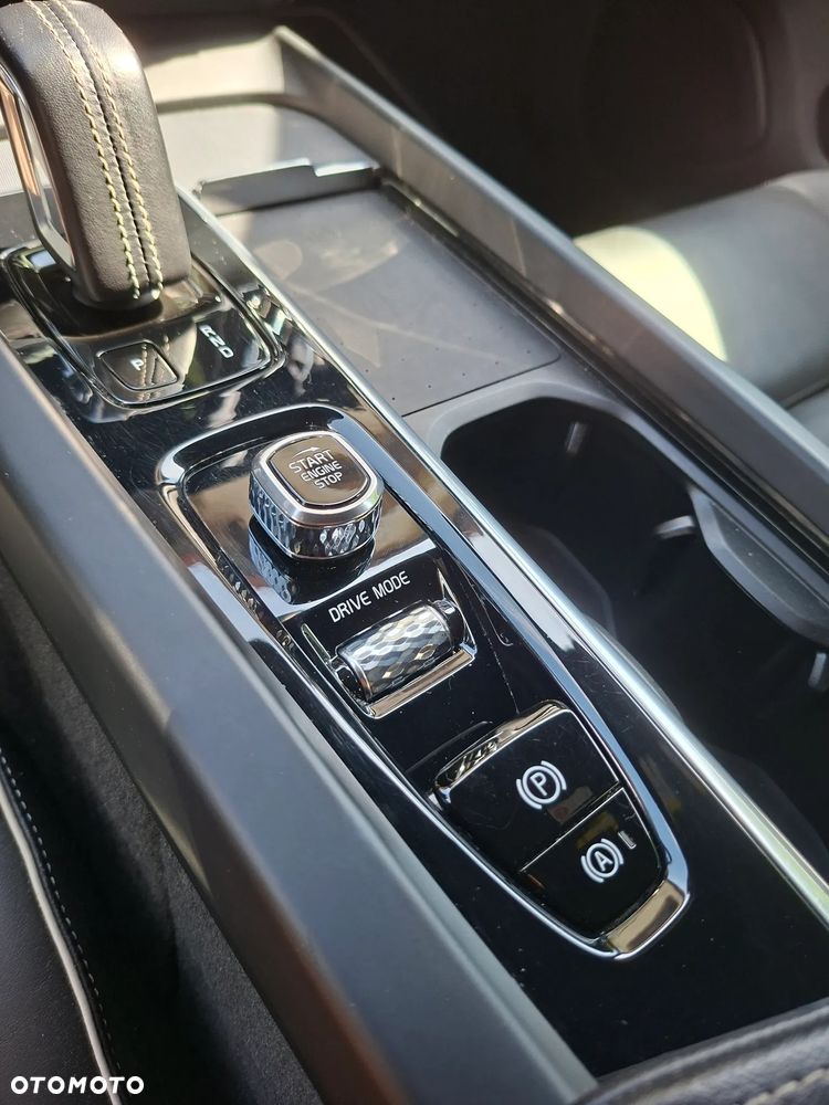 Volvo V60 B4 D Geartronic RDesign - 24