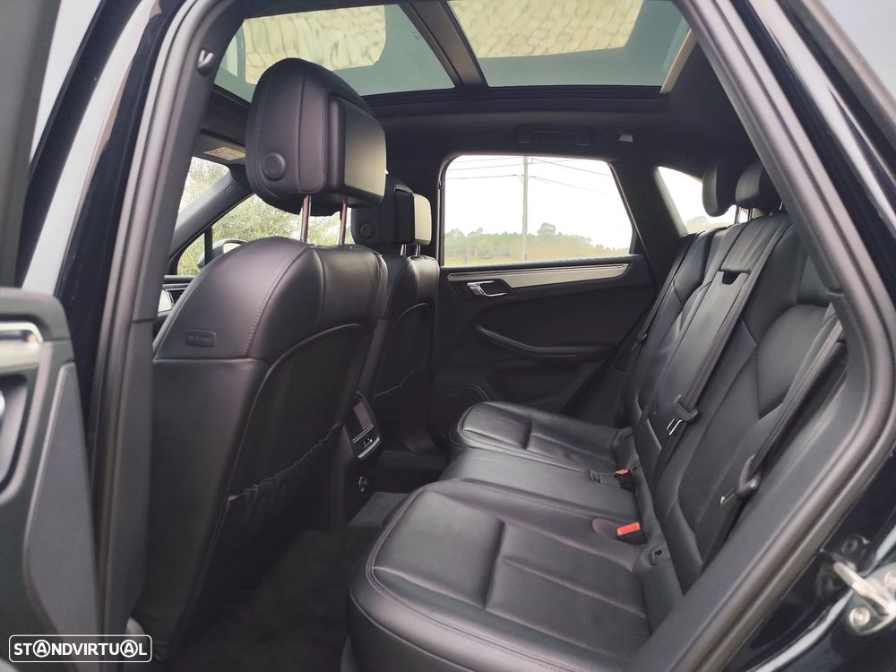 Porsche Macan S - 18