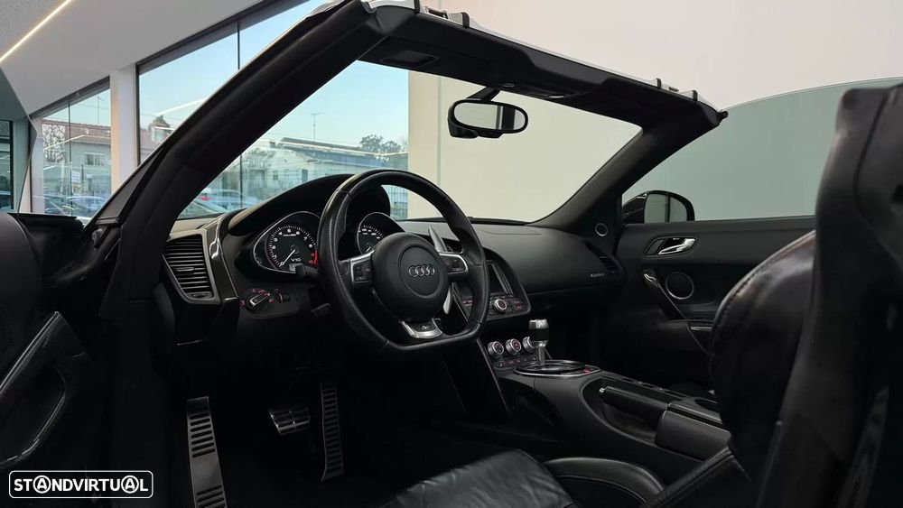 Audi R8 Spyder 5.2 FSi V10 quattro R tronic - 17