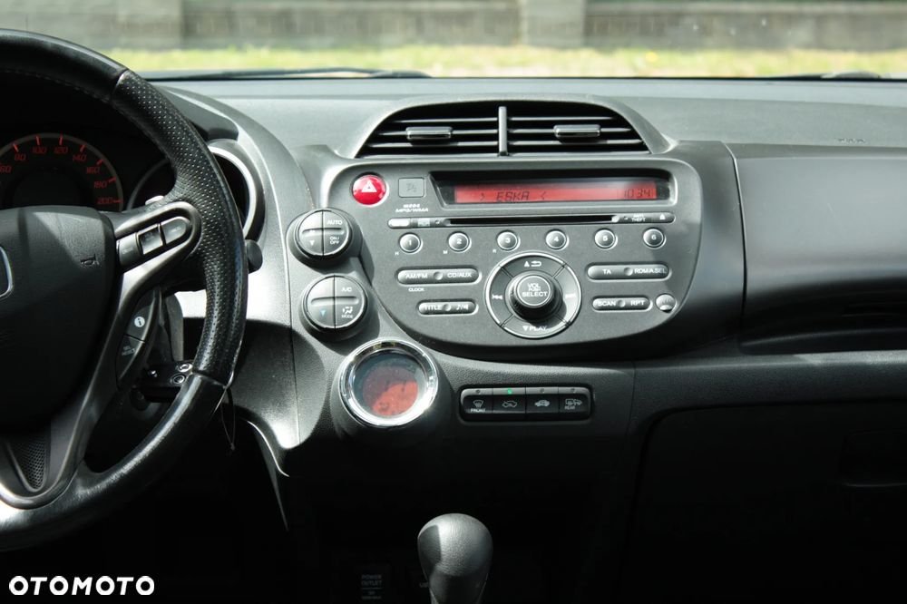 Honda Jazz 1.4 i-VTEC CVT Comfort Plus - 21