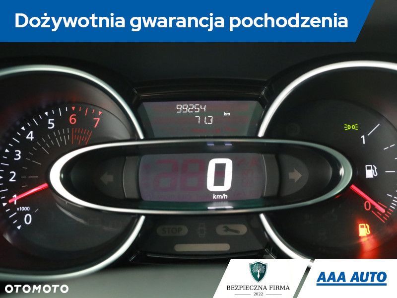 Renault Clio - 10
