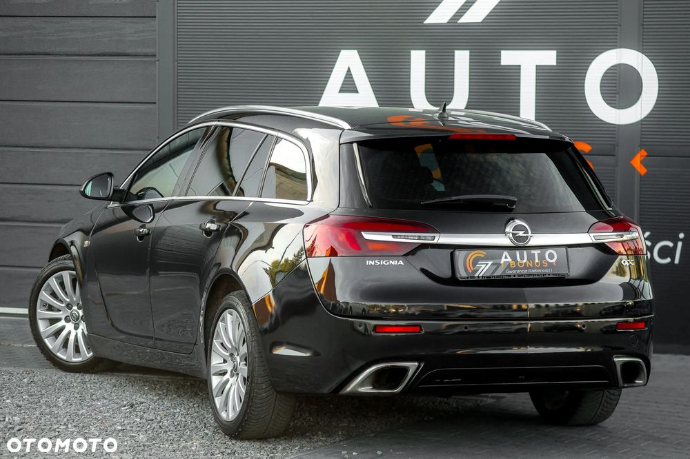 Opel Insignia 2.8 T V6 OPC - 10