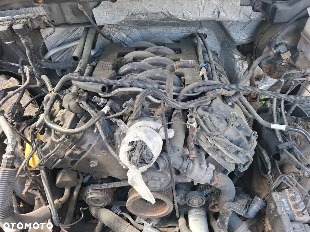 SILNIK FORD F150 5,0 360KM COYOTE 2012 ROK SWAP MUSTANG FILM Z PRACY GWARANCJA - 2