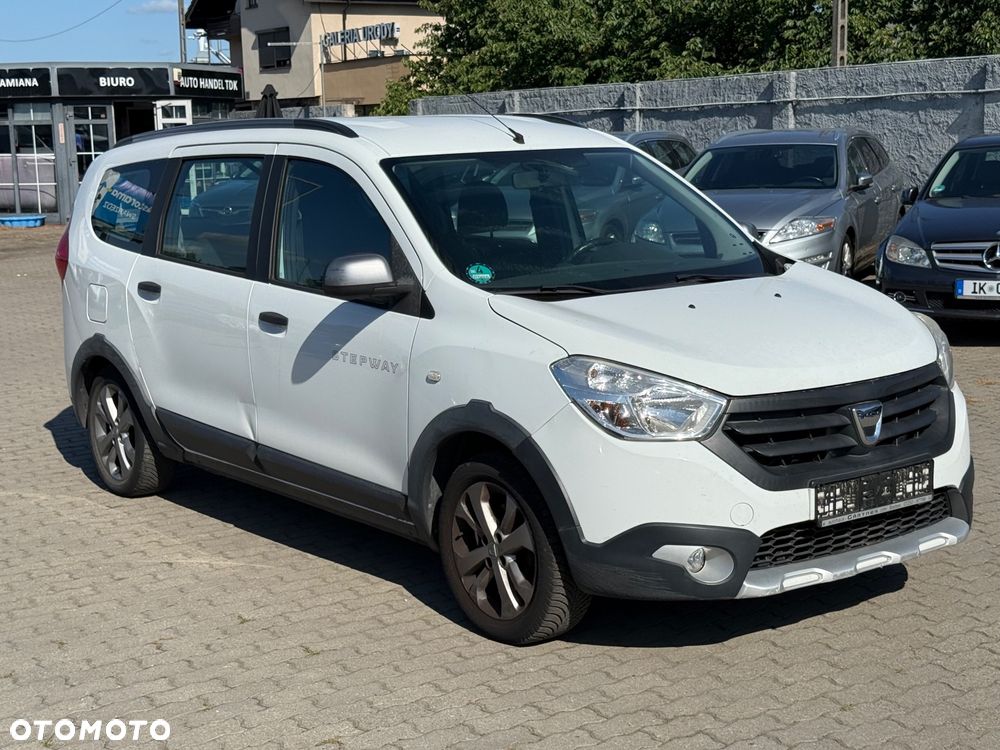 Dacia Lodgy TCe 115 Stepway - 2