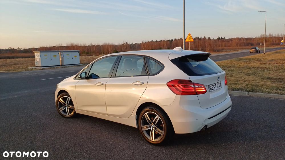 BMW Seria 2 218i Sport Line - 4