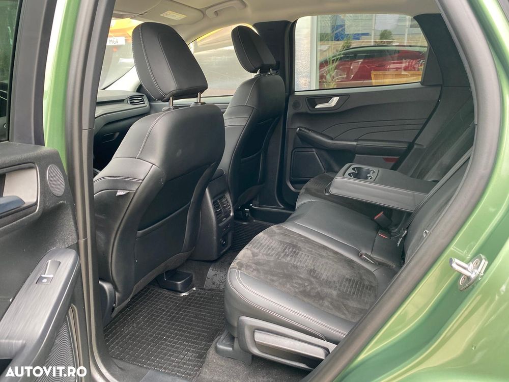 Ford Kuga - 38
