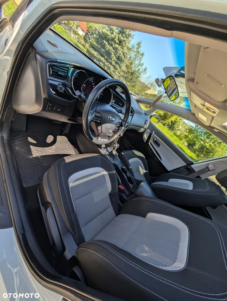 Kia Ceed - 6