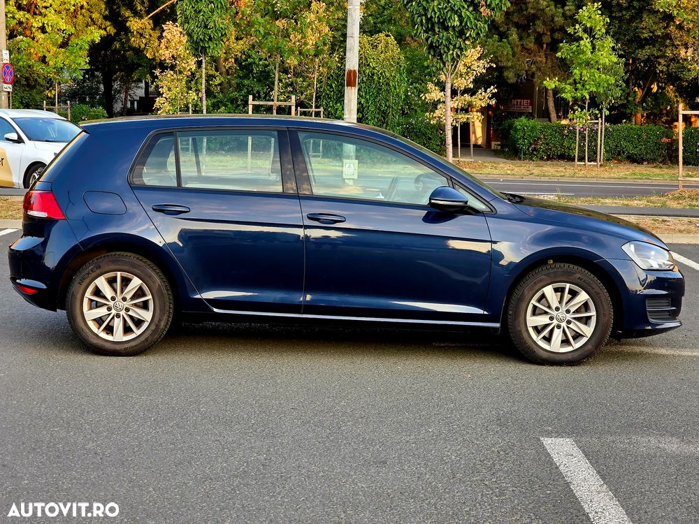 Volkswagen Golf 1.2 TSI BMT Comfortline - 14
