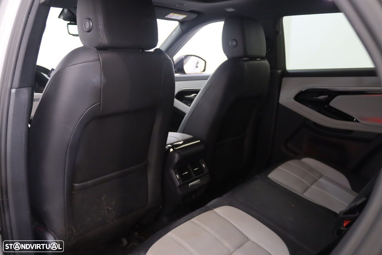 Land Rover Range Rover Evoque 1.5 P300e AWD Bronze Collection Auto - 4