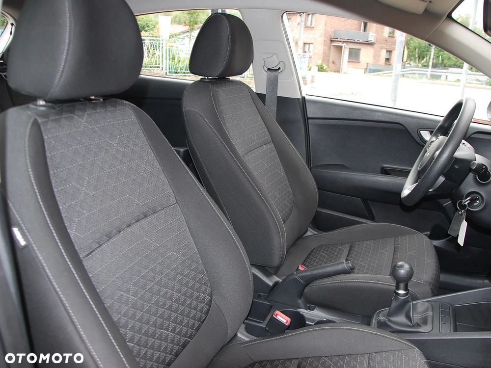 Kia Rio 1.2 M - 7