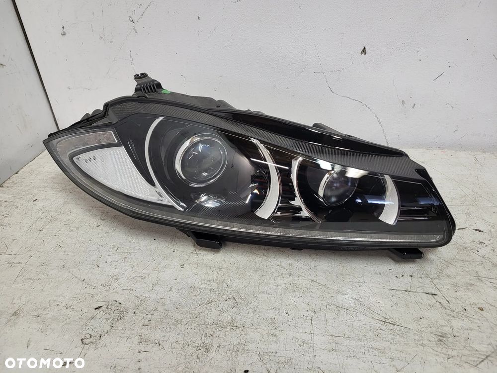 Jaguar XF Lift X250 lampa prawa przednia przód EU Xenon