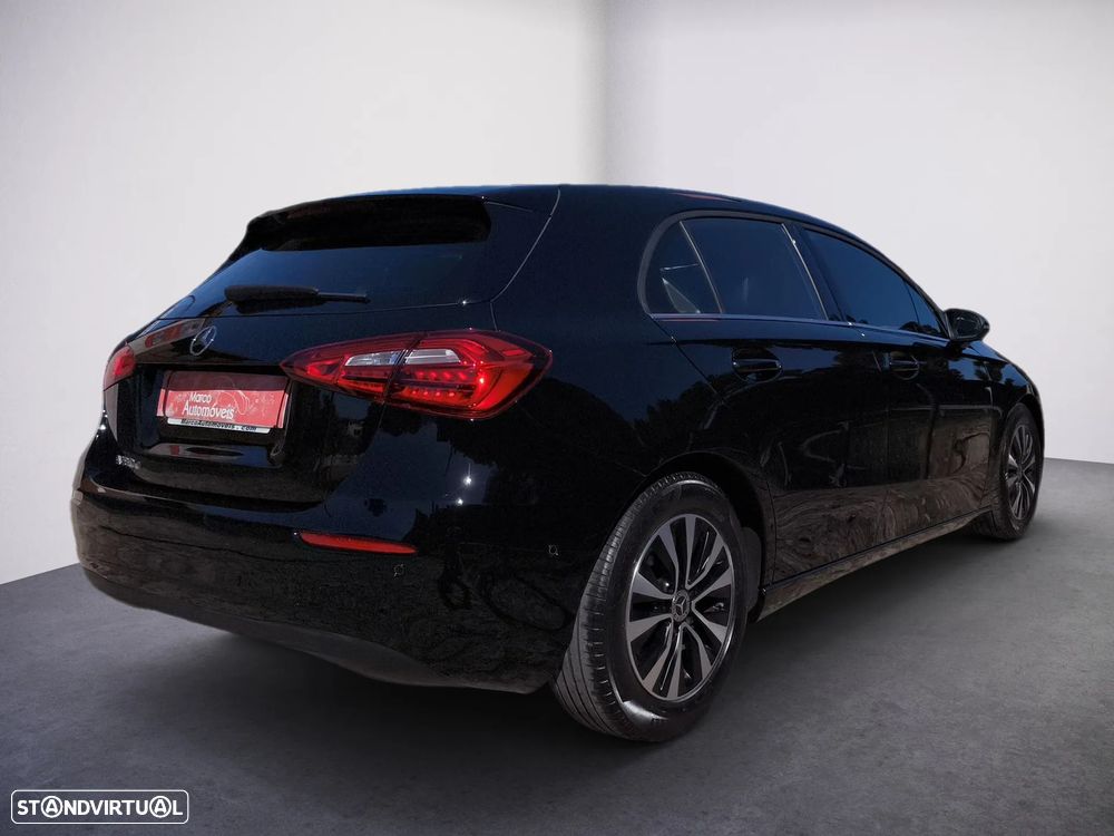 Mercedes-Benz A 180 d Style Plus Aut. - 2