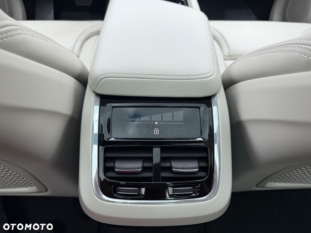 Volvo XC 60 B5 B AWD Geartronic Inscription - 28