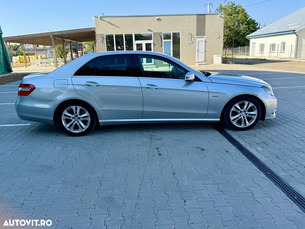 Mercedes-Benz E 220 CDI DPF BlueEFFICIENCY 7G-TRONIC Avantgarde - 8