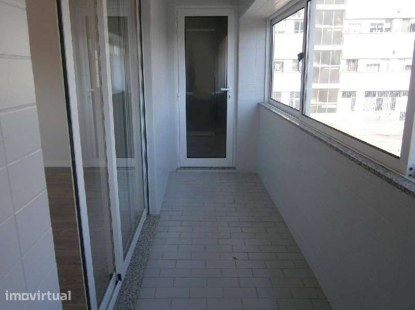 Excelente apartamento T4 grande c/novo no Barreiro junto rio - Grande imagem: 5/8