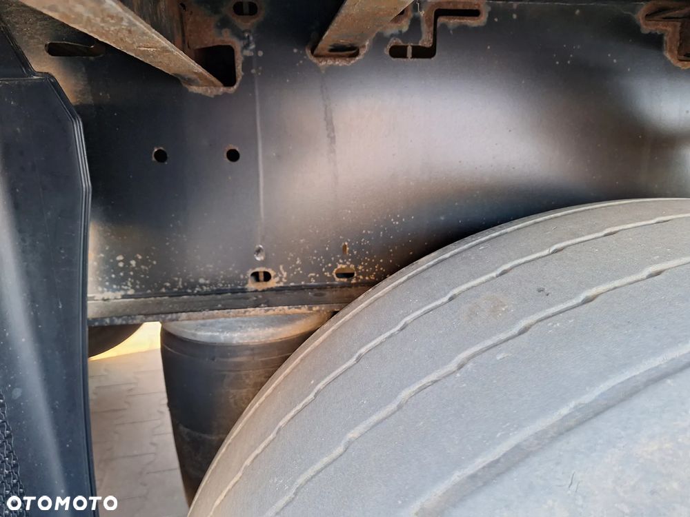 Kögel FIRANKA SAF INTRAX TARCZA OS PODNOSZONA PALECIARA - 17