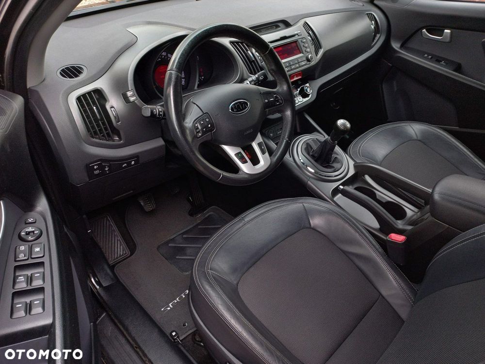 Kia Sportage - 16