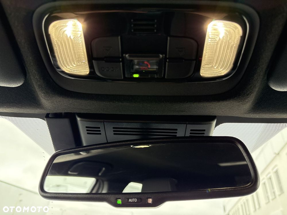 Toyota Yaris Cross Hybrid 1.5 Style - 21
