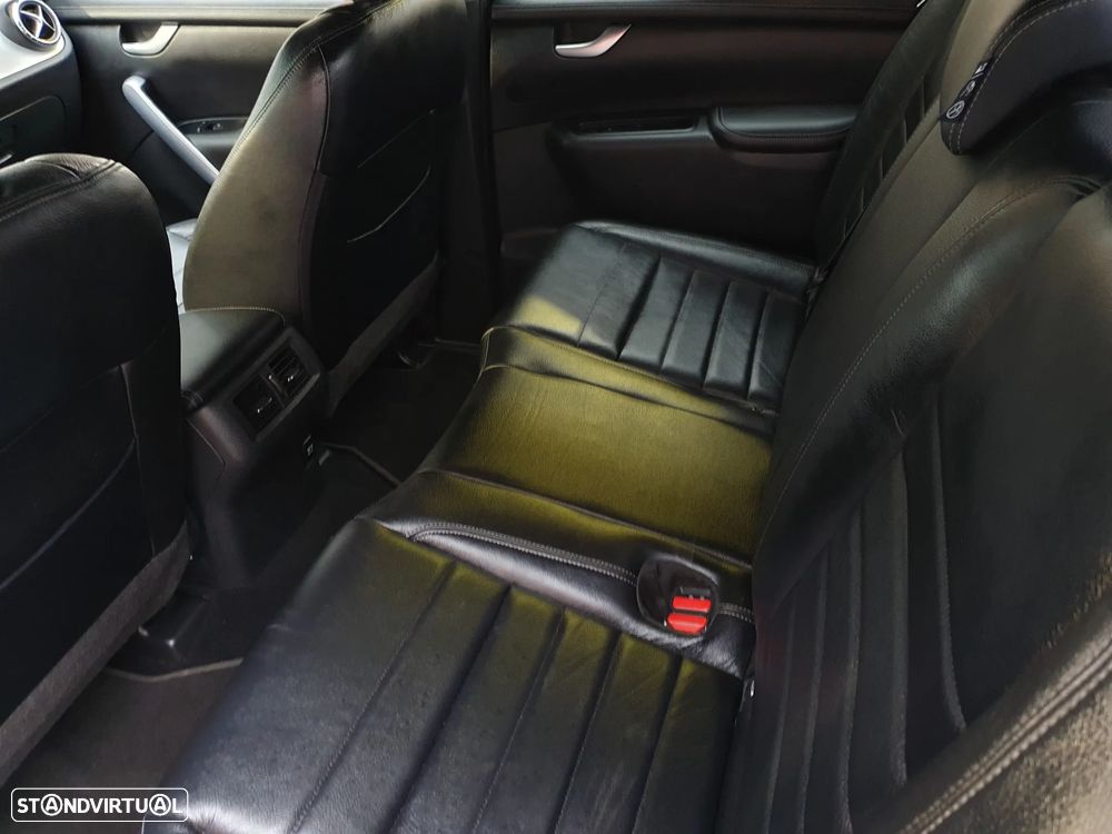 Mercedes-Benz X 250 Aut. PURE - 31