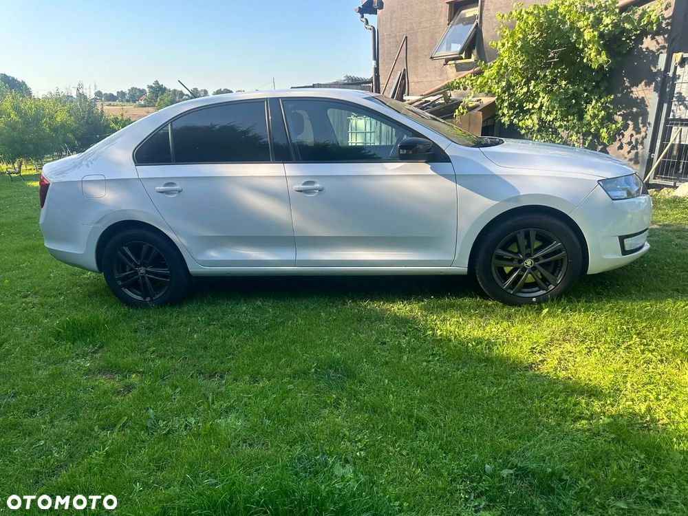 Skoda RAPID 1.2 TSI Ambition - 3