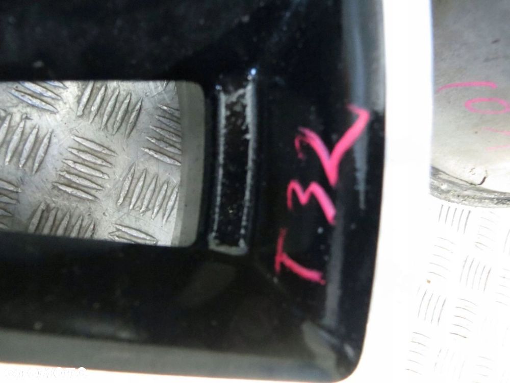 NISSAN X-TRAIL T32 FELGI ALUMINIOWE 7JX19 ET40 5X114,3 14- - 4