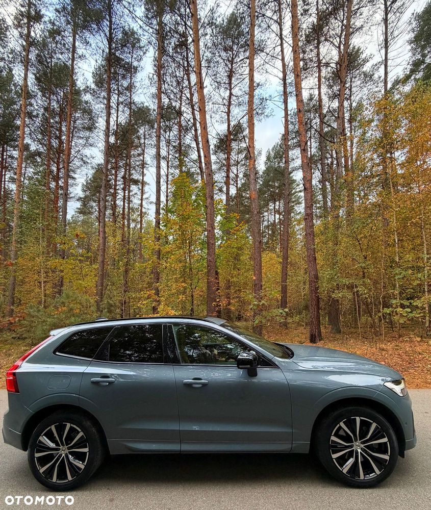 Volvo XC 60 B5 B AWD Ultimate Dark - 13