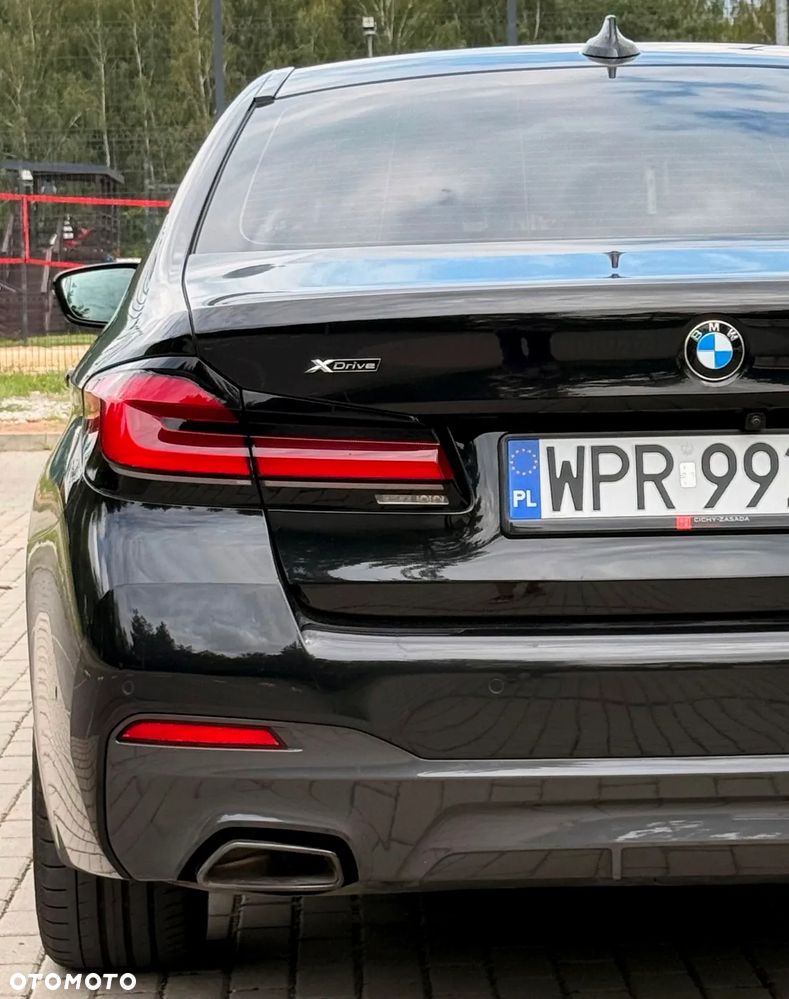 BMW Seria 5 520d xDrive MHEV M Sport sport - 7