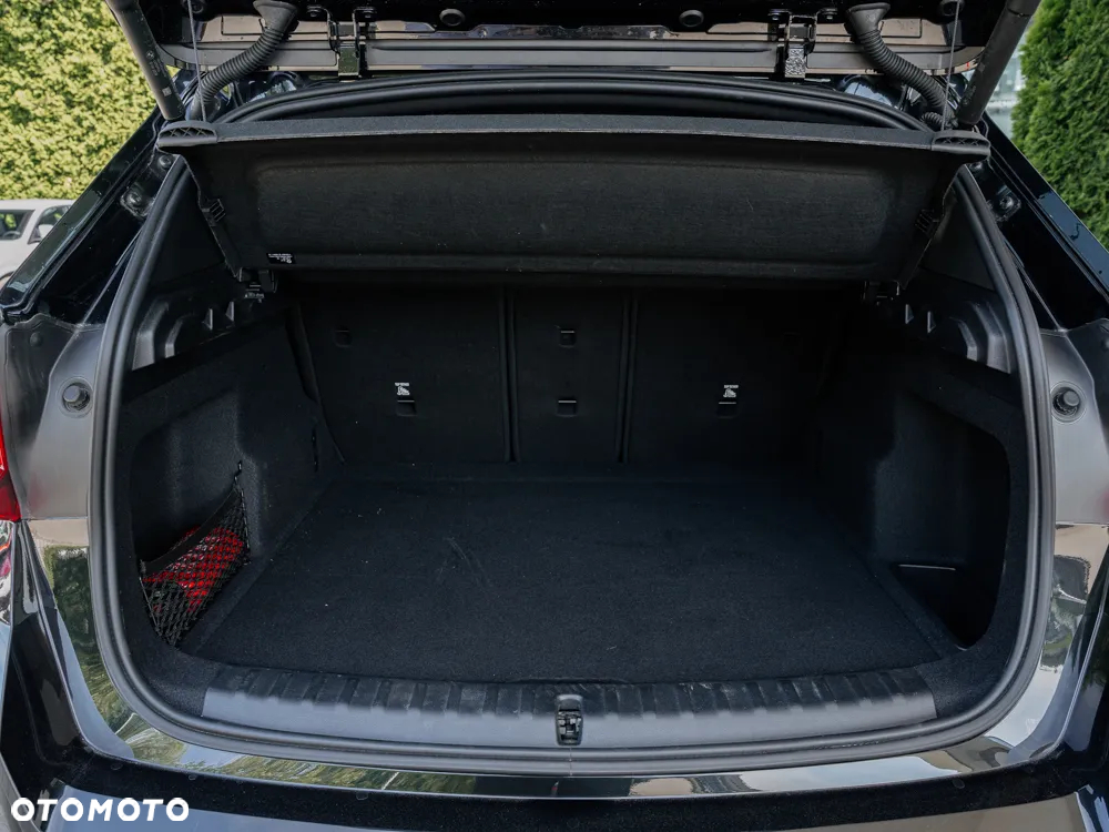 BMW X1 sDrive18i - 13