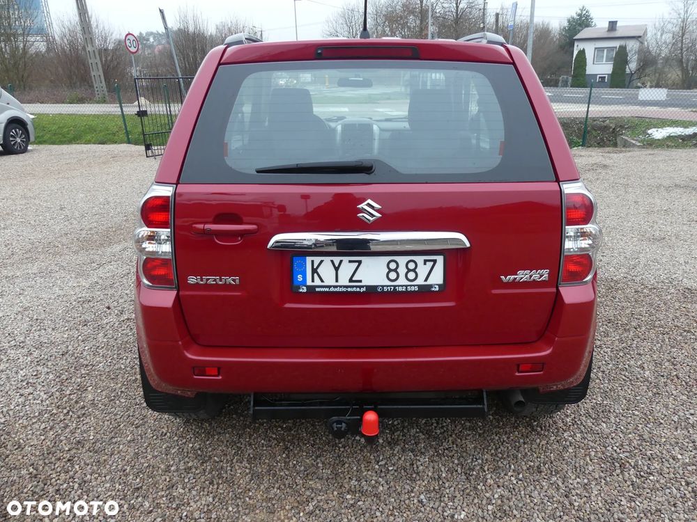 Suzuki Grand Vitara 1.6 De luxe - 25