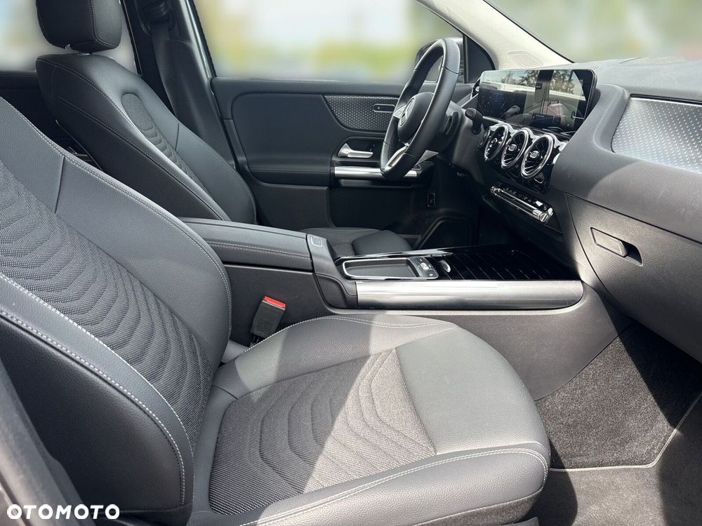 Mercedes-Benz GLA 220 mHEV 4-Matic Progressive 8G-DCT - 14