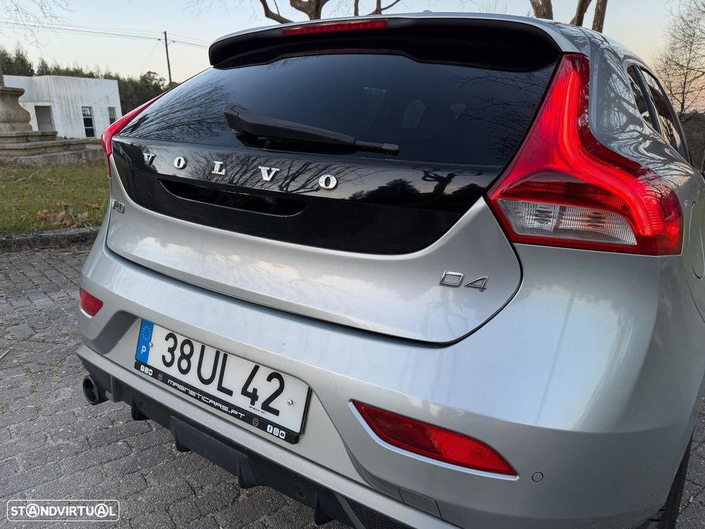 Volvo V40 D4 RDesign - 10