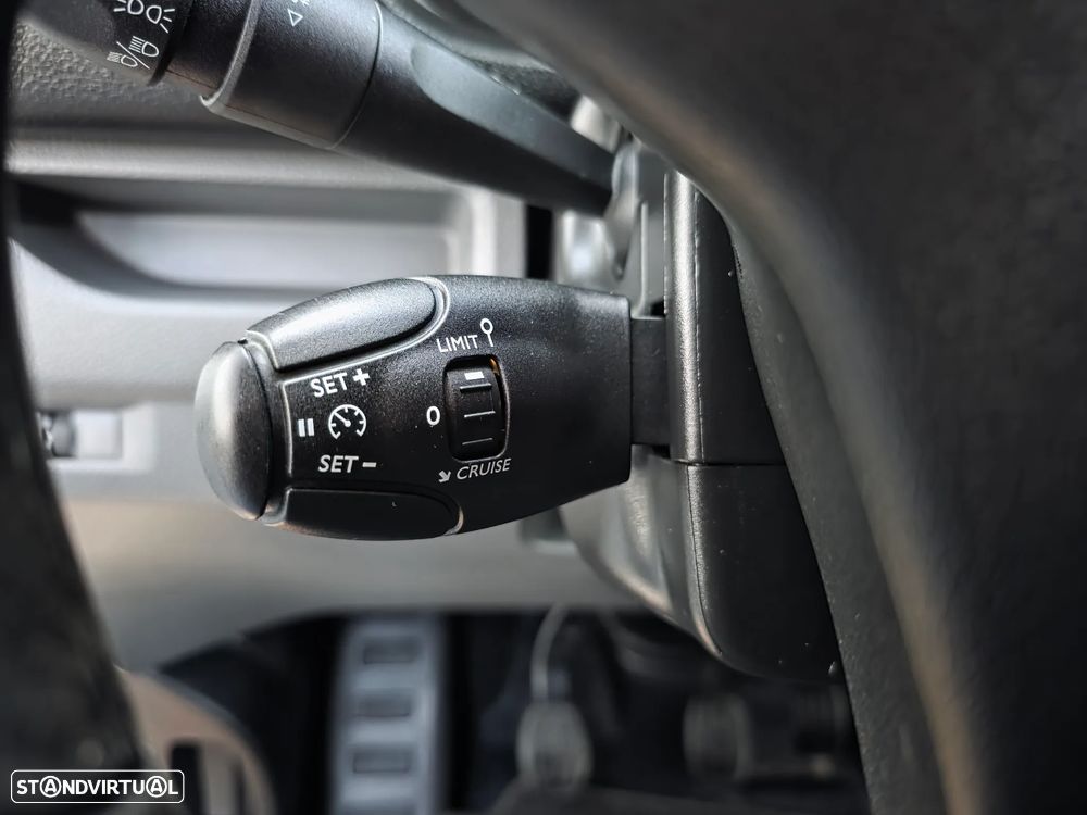 Opel Vivaro 1.5CDTi L3H1 (Longa) IVA Dedutível - 18