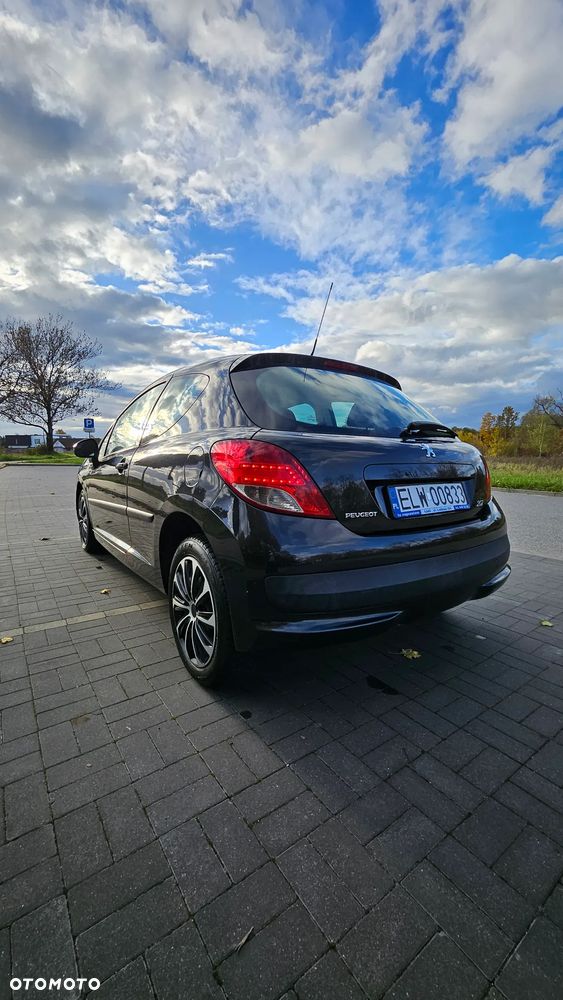 Peugeot 207 - 2