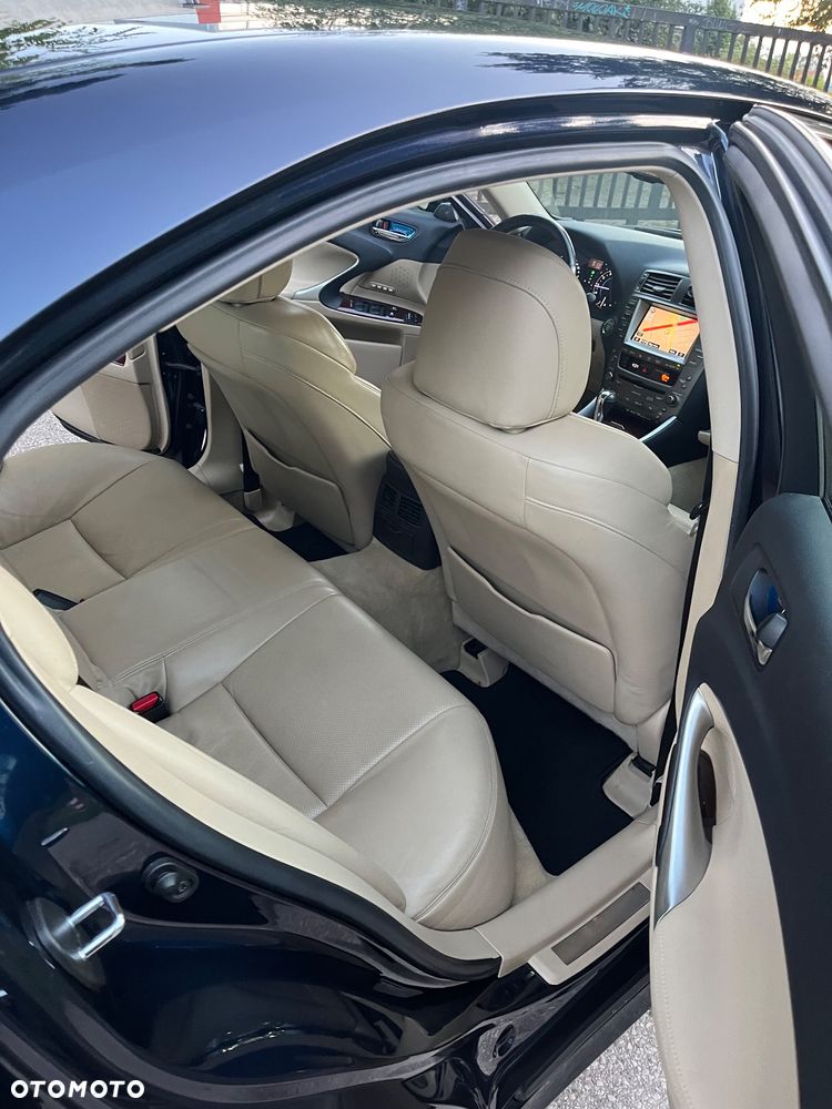 Lexus IS 250 F-Sport - 16