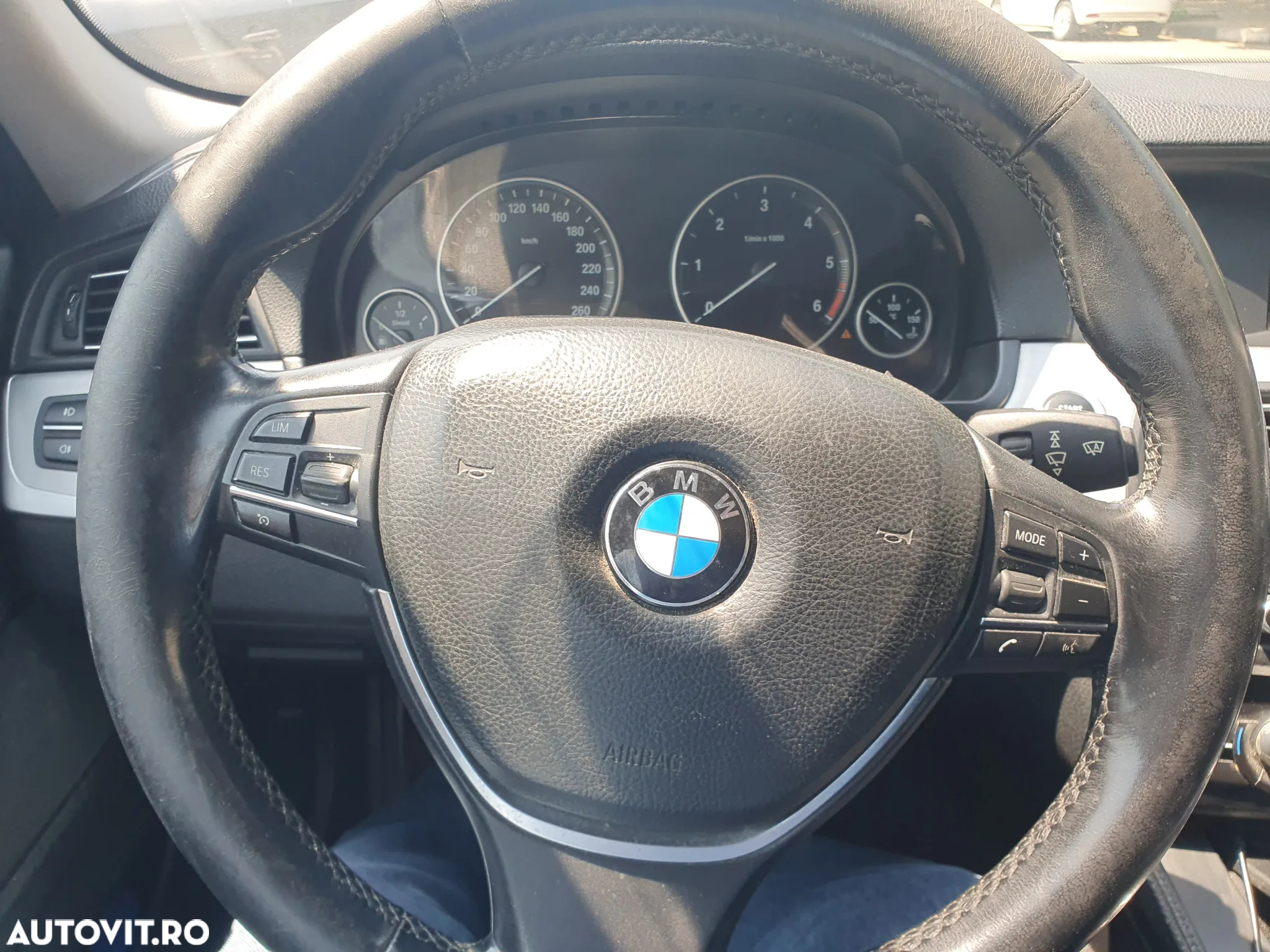BMW Seria 5 520d - 15