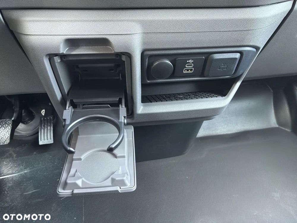 Volkswagen Transporter - 38