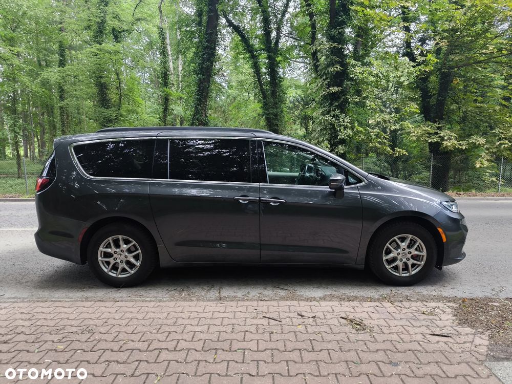 Chrysler Pacifica - 6